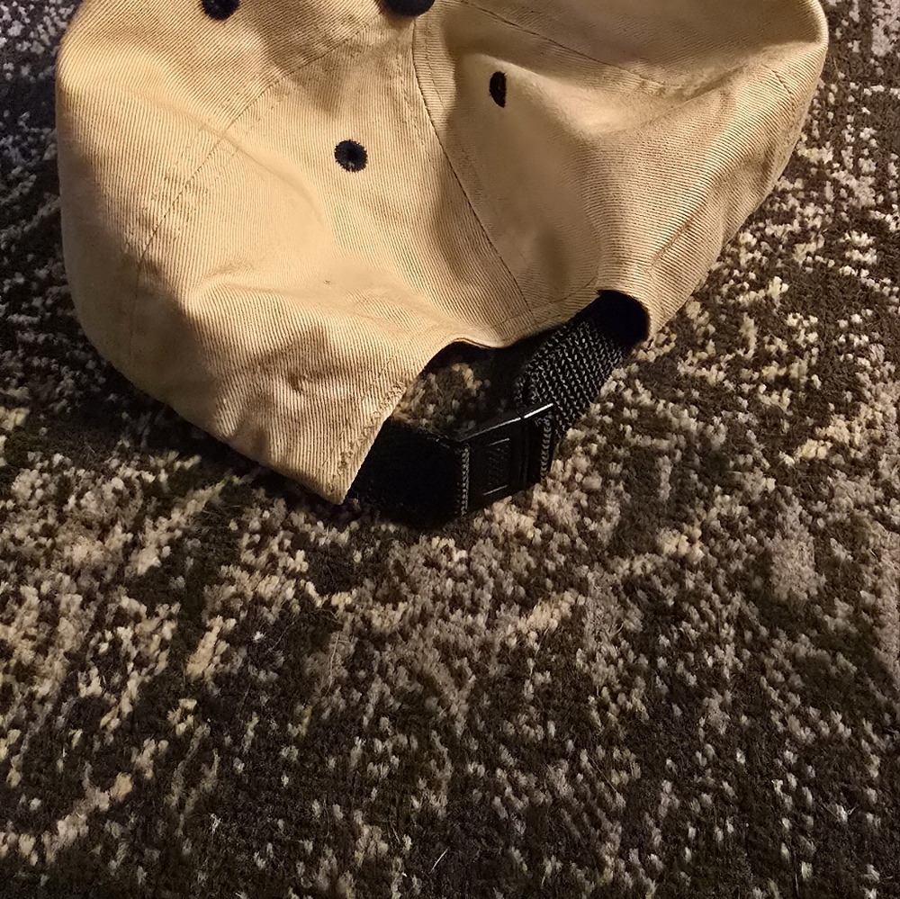 Tommy Hilfiger Vintage Logo Two-Tone Cap View 3